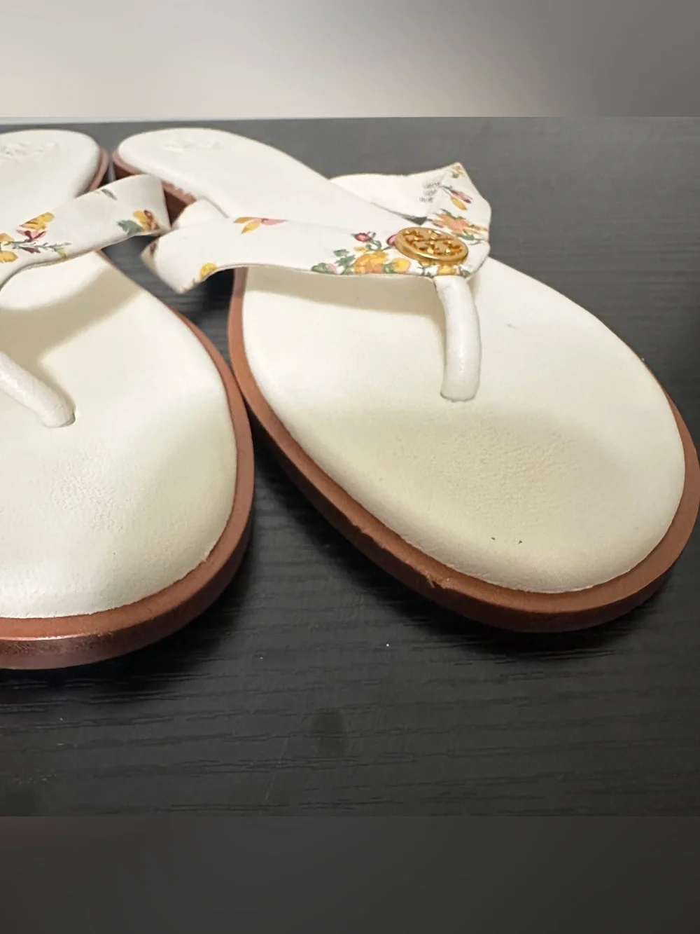 Rose floral Tory Burch sandal Size 8
